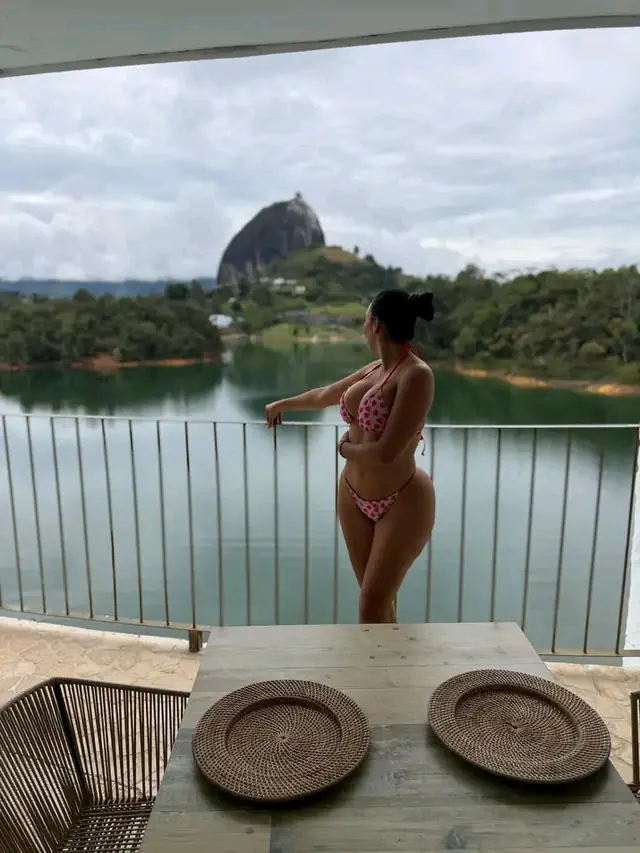 escort-media-304d2637-27bf-4a8c-988b-abe914810454