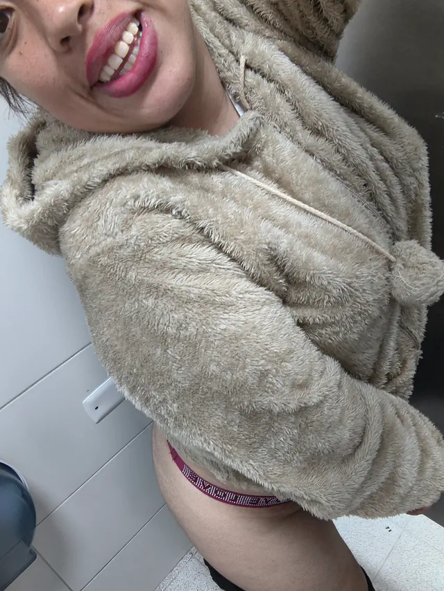 escort-media-30ea9b49-195e-461b-9120-1a7a1bee988b