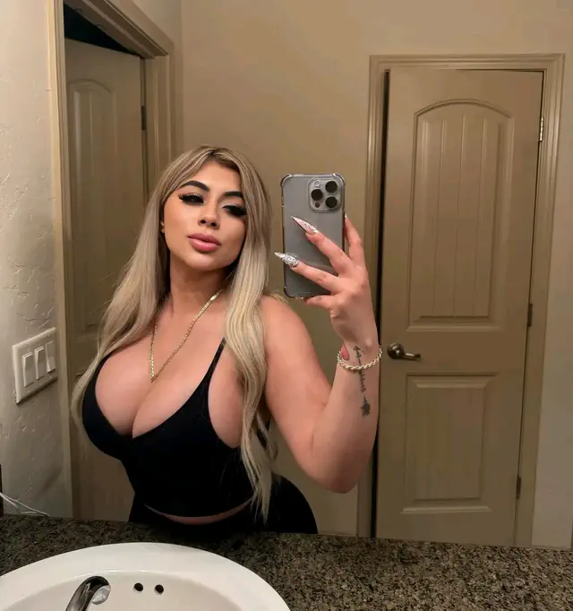 escort-media-317f70ca-02f4-4a15-aa5e-6fc11b0ecea5