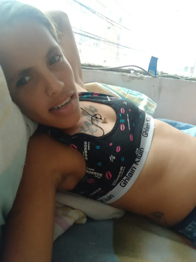 escort-media-324e2342-c692-4954-b002-c2abfc96c40a