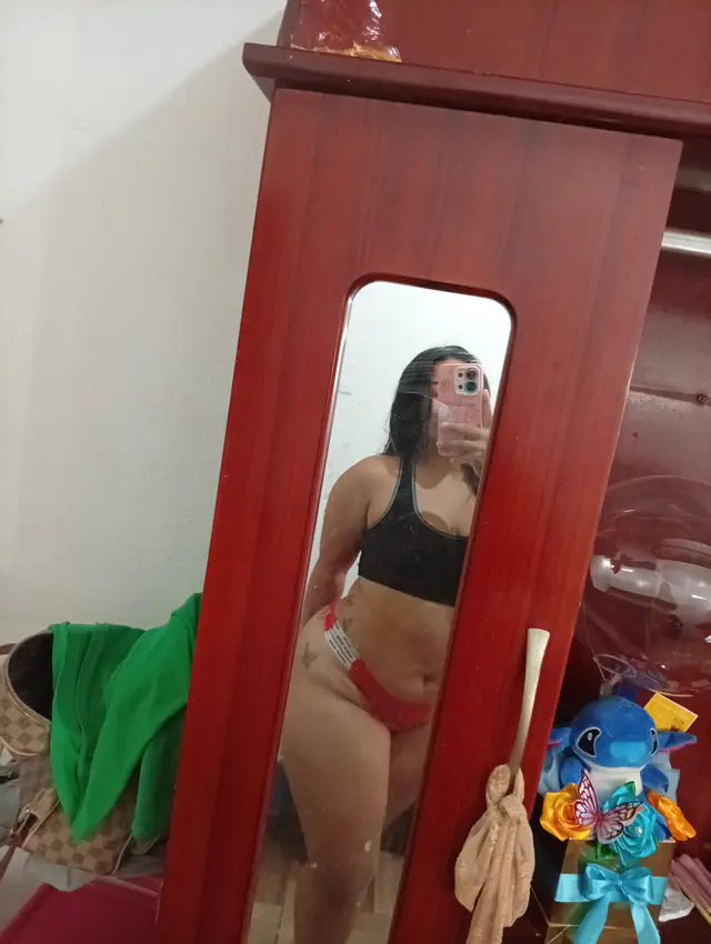 escort-media-32571a21-0b37-4b81-bd96-fbab509fd197