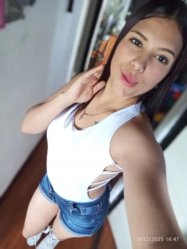 escort-media-327d8042-b674-4773-bc89-b4027c81d13c