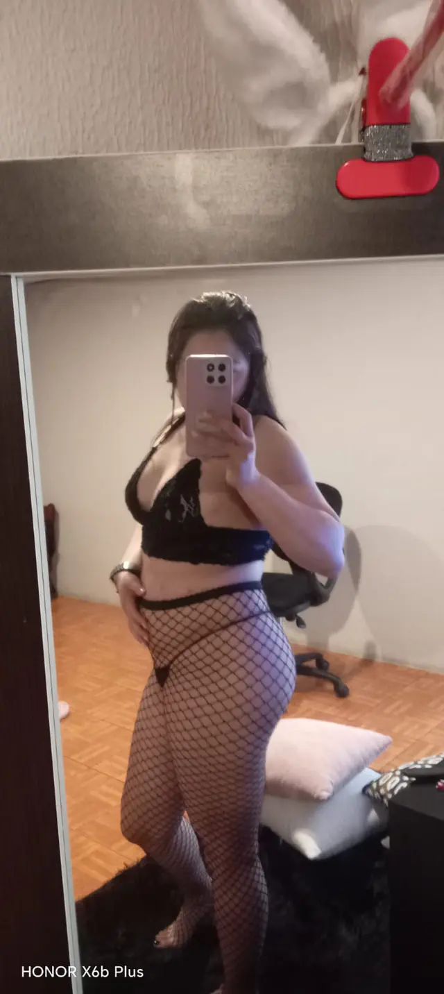 escort-media-328212fb-5ae9-44df-908f-784188a93e62