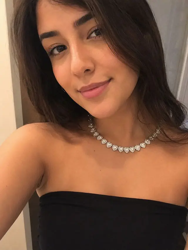 escort-media-3320a222-079d-4010-b931-b5610cfce0e3