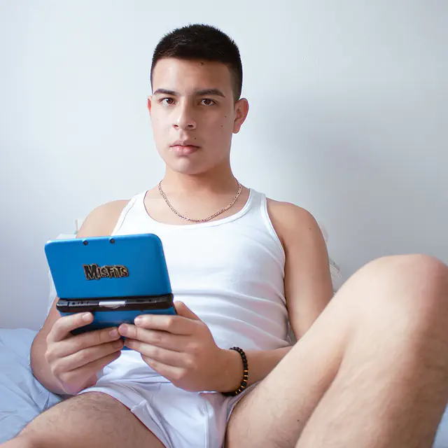 escort-media-335ffac2-bd07-4f01-f1bf-3afa3571bb00