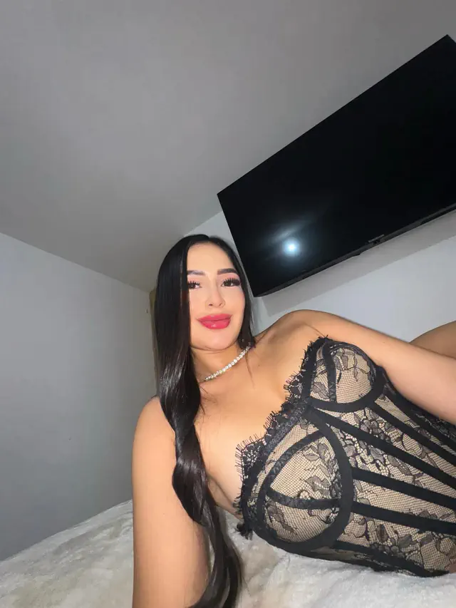 escort-media-336c4d59-6148-42b3-88d0-5e4f4a2918b5