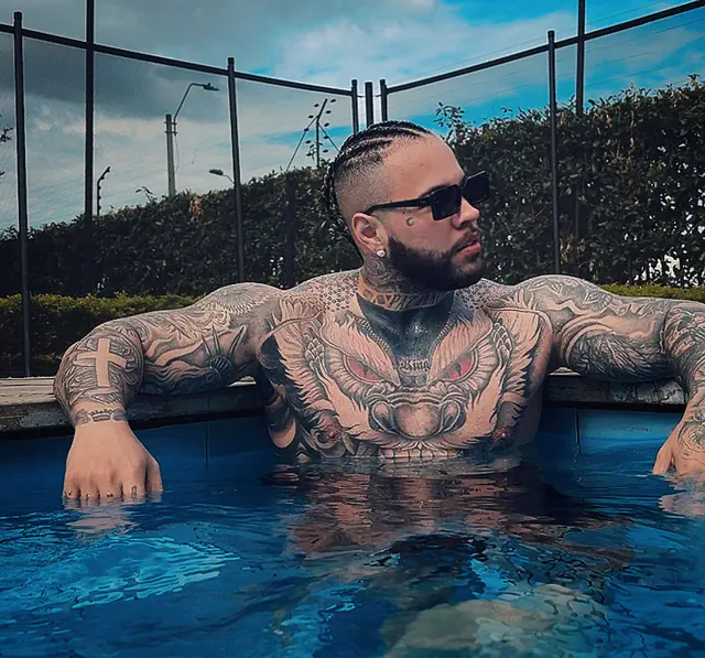 escort-media-340a0c0c-78b9-4378-8743-9834b33740b8