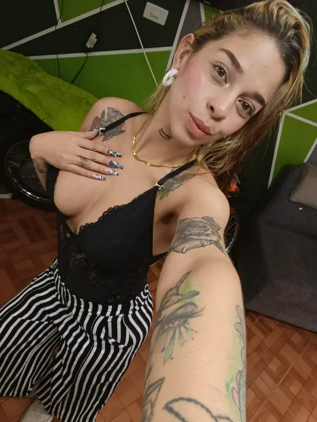 escort-media-3566f413-3f5e-46fc-8510-3a4932c0643b