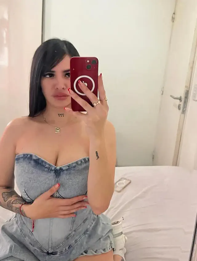 escort-media-35dac54d-3580-4fe9-b451-13547520150d