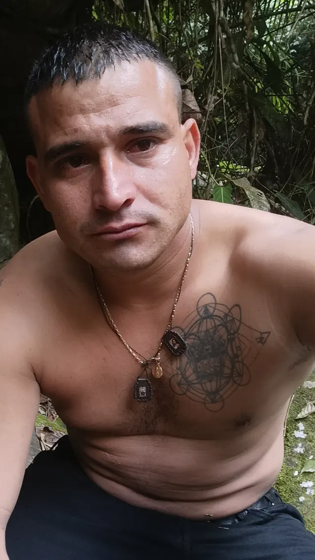 escort-media-36ab2597-6ff9-4abe-964d-8ab701d62538