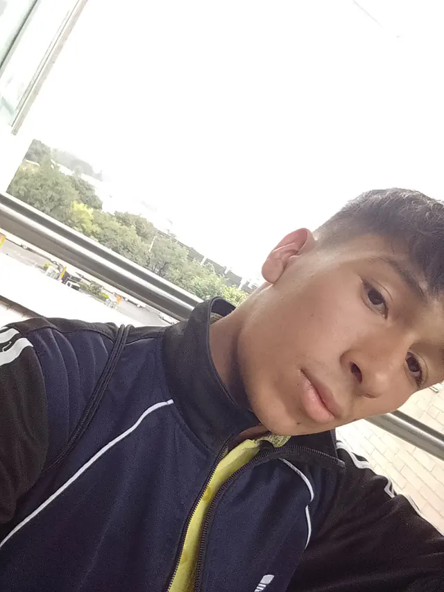 escort-media-36c1394a-e4eb-4fe0-9be9-107f9e8504ab