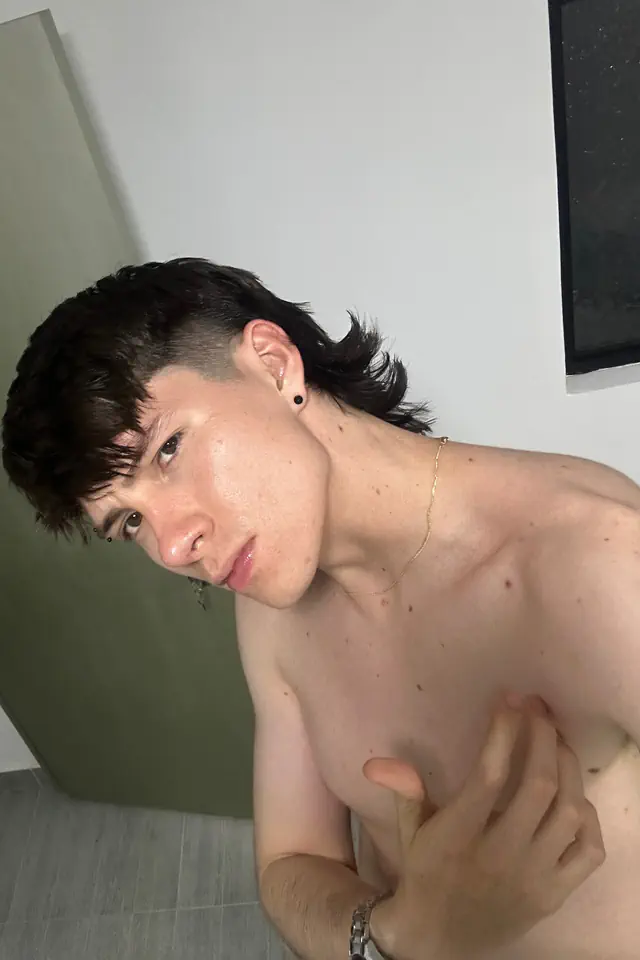 escort-media-373c58e0-5b6c-4fbf-85cc-947e8f2b58f6