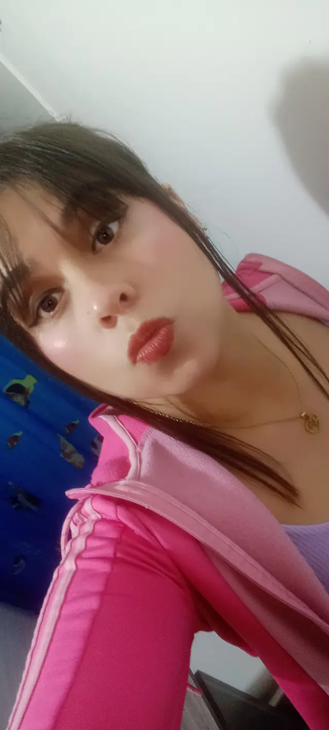 escort-media-37850a8e-2a8f-4a40-a5ee-b78a84fd3ea3