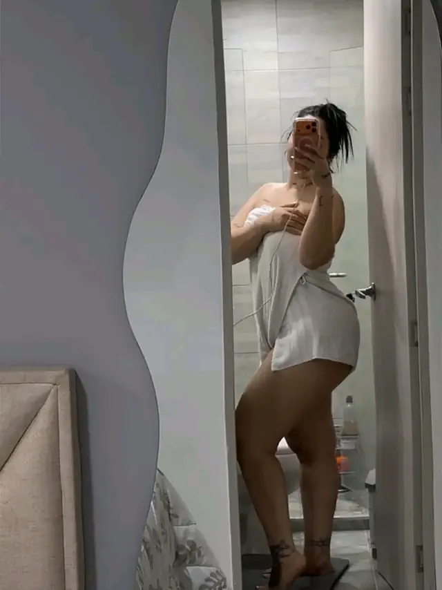 escort-media-37dd1104-dda1-4bda-8d5e-f17fa5a872eb