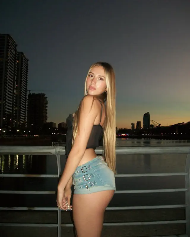 escort-media-38cc5ec3-5738-405e-b707-aba2ebb392a5