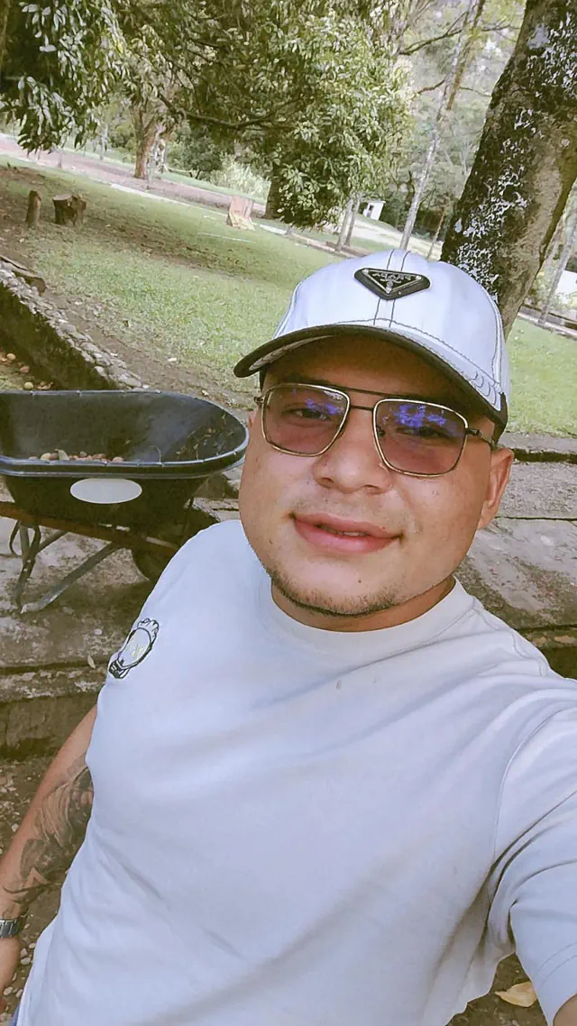 escort-media-38d79c57-79bb-4c04-a67b-a417c46c1277