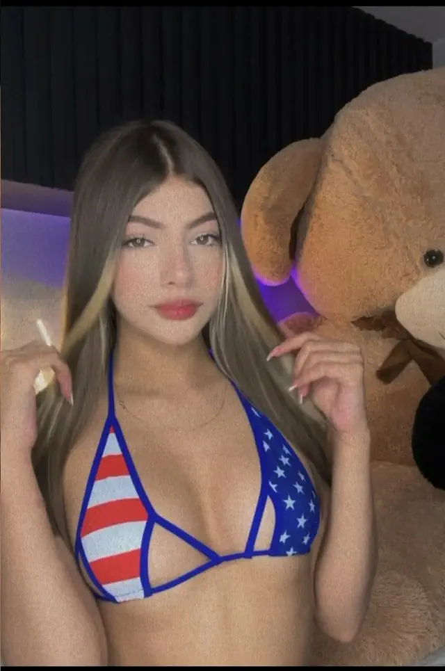 escort-media-391aae9c-9fe2-4c54-8f80-84850f62339c