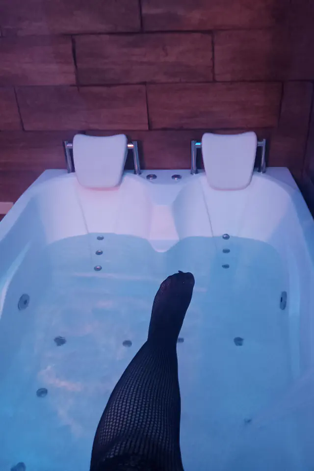 escort-media-3a32a13b-cf55-4e53-b9df-d63416c698cb