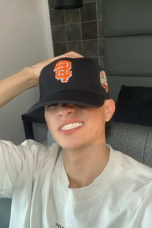 escort-media-3b0e10f9-14dc-4b07-bb06-940d884ba5e0