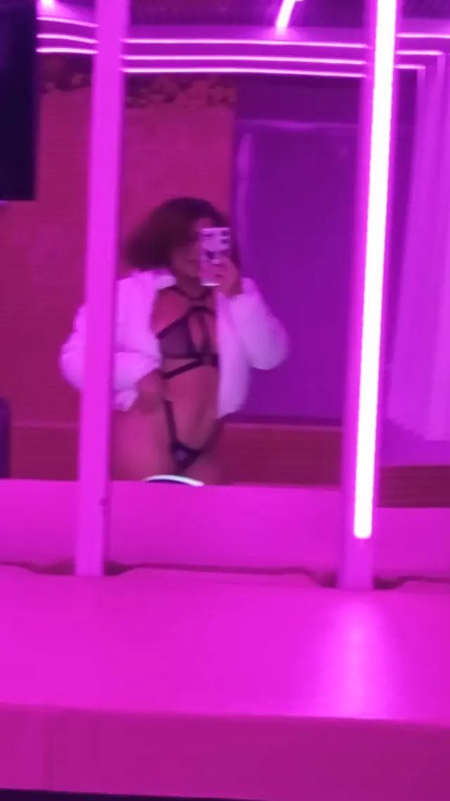 escort-media-3b40e406-d8c9-45c0-873d-f4f01cbf0148