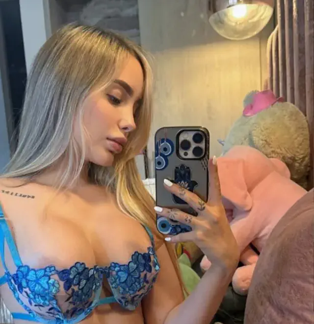 escort-media-3b8cd9d3-9cad-419b-87df-ac5fee1f5547