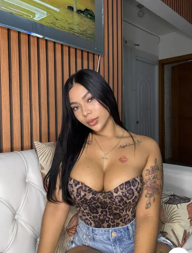 escort-media-3ba08c54-b1ca-40f9-8723-80c808c3edb9