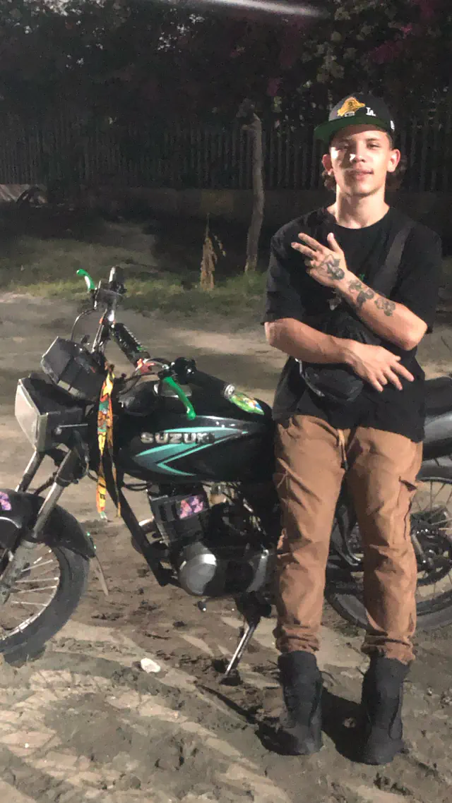 escort-media-3c318d92-d028-422e-8dba-49c0132ecf3f