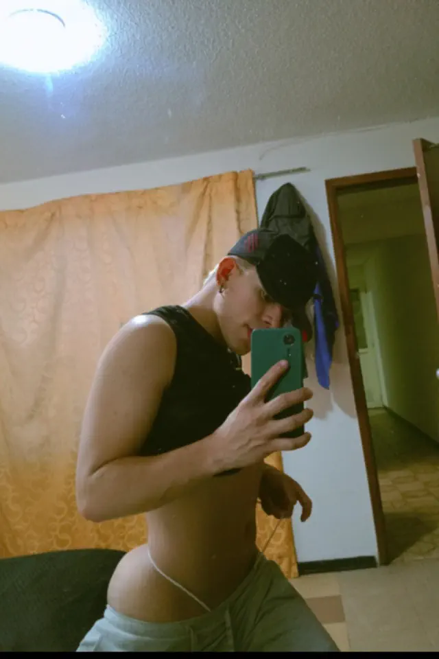 escort-media-3c7b25c2-0acc-4504-9293-01b8da0067f3