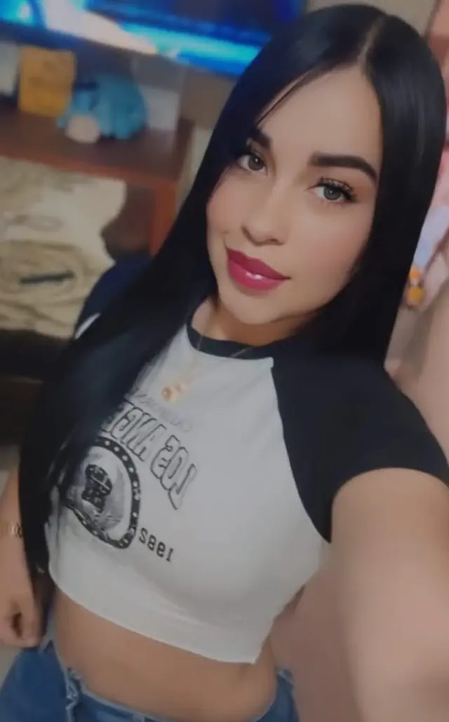 escort-media-3cbfa030-be15-4a7e-821e-1d2541d64bed