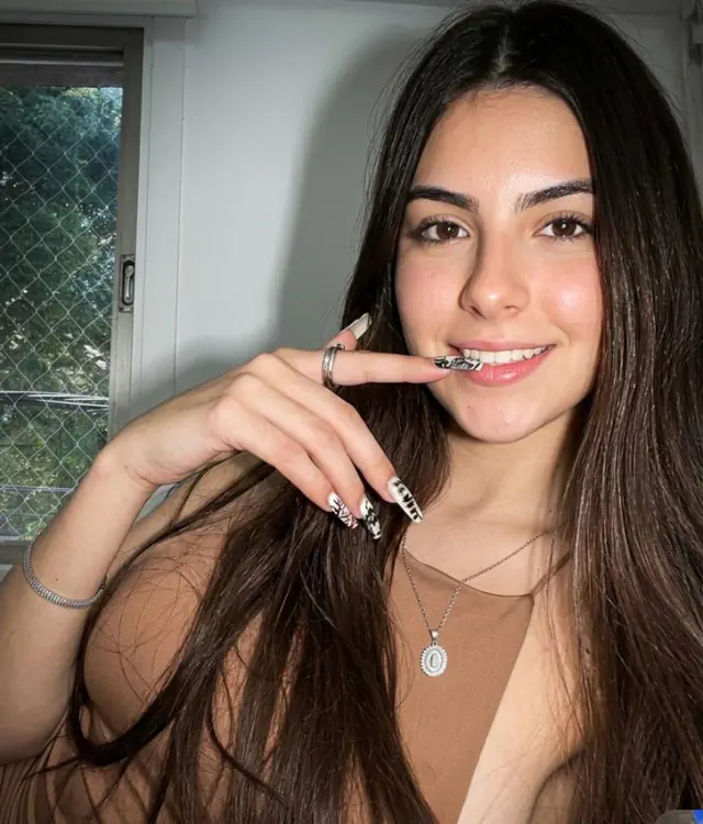 escort-media-3e05d1d3-8852-4b92-b0d1-8e86494e3e44