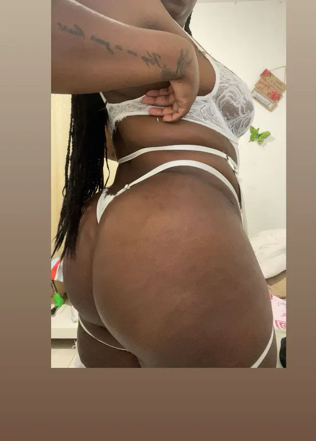 escort-media-3e659834-e64b-44f5-bd53-d2598a4494ac