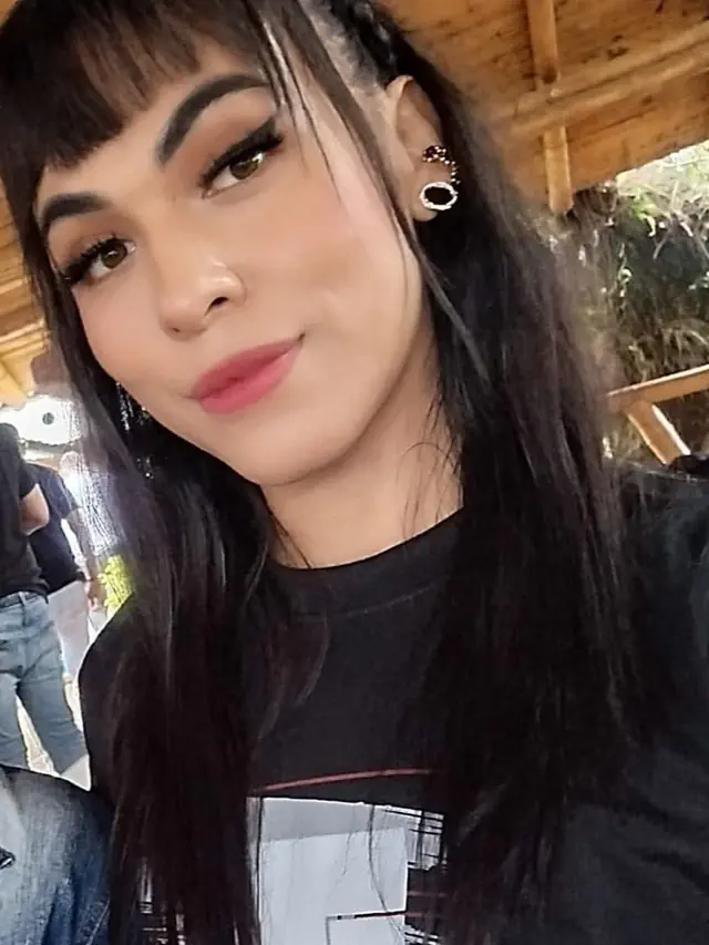 escort-media-3e67c8dc-d3b0-4cdf-ab5b-5f3fecddd4e4