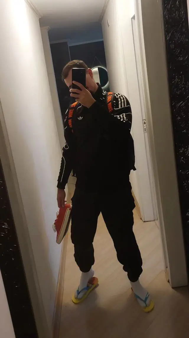 escort-media-3ea66d1c-415f-4d8b-bcb5-634e292873b4