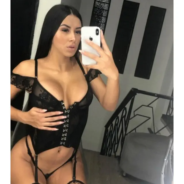 escort-media-3f729022-15d5-422c-96d8-9f4f68b069de