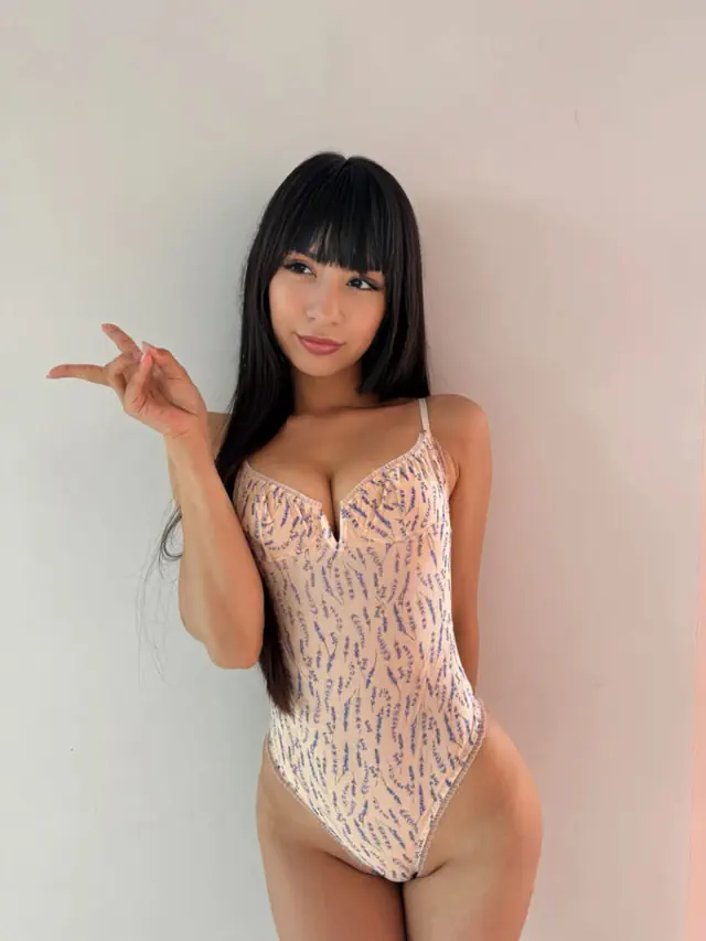 escort-media-3f77e71f-4286-462f-aff0-69bbffc21903