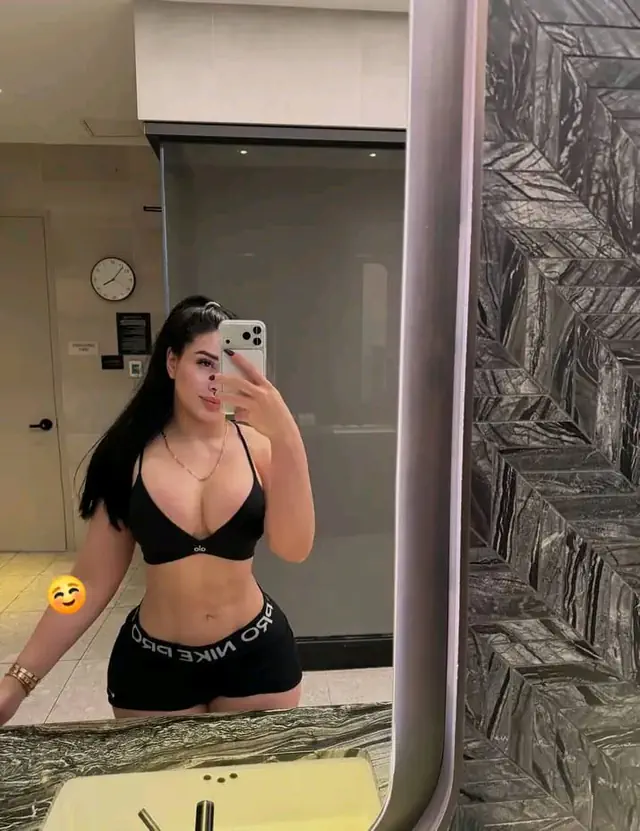 escort-media-3f9dff27-aeaf-444c-97a5-55b44bb5e649