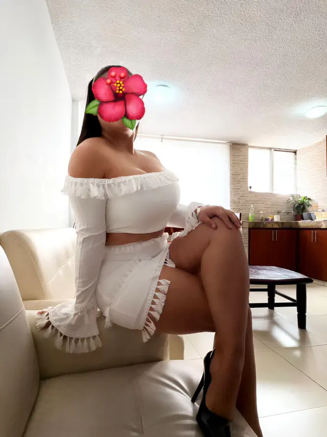 escort-media-400486af-332e-412c-a21f-0bc6fbffe4e6