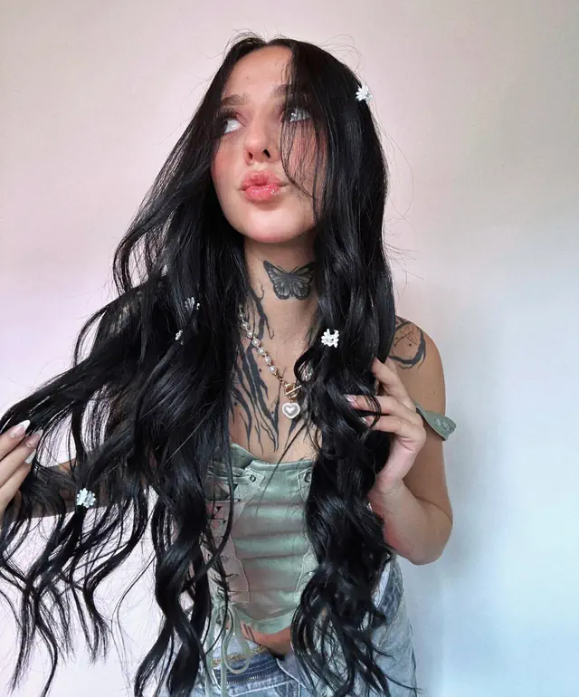 escort-media-40f996a7-35e0-4c8d-837d-a9f39ee0dc3f