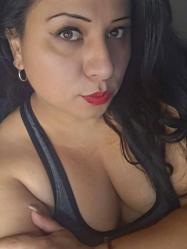 escort-media-411474fb-304b-405b-84ae-202515408c9e