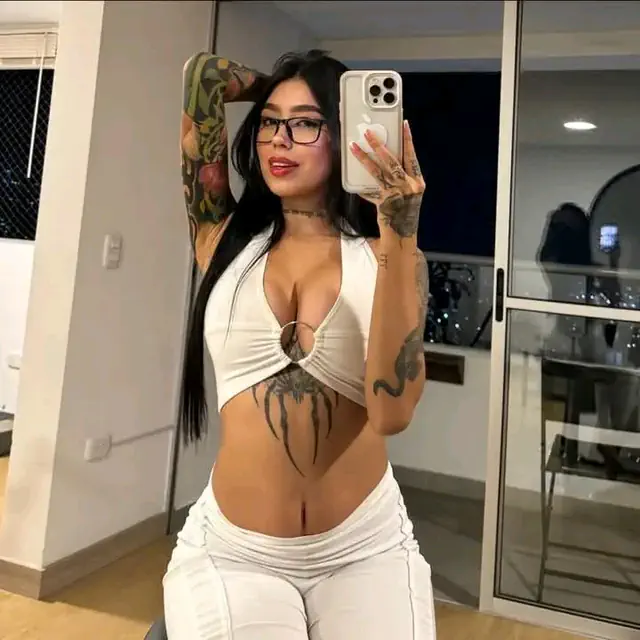 escort-media-41666e93-316e-480e-8b86-b7f3f7c81e4d