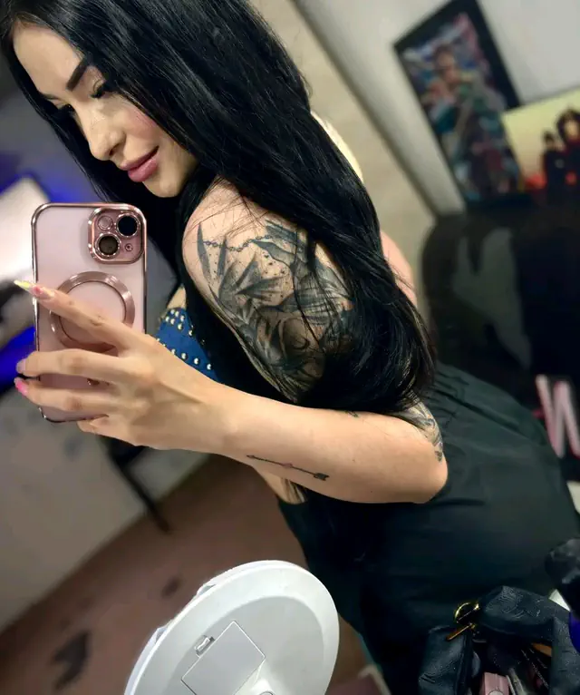 escort-media-4171c88d-6a0a-4a0f-b63b-0de142f27e3b