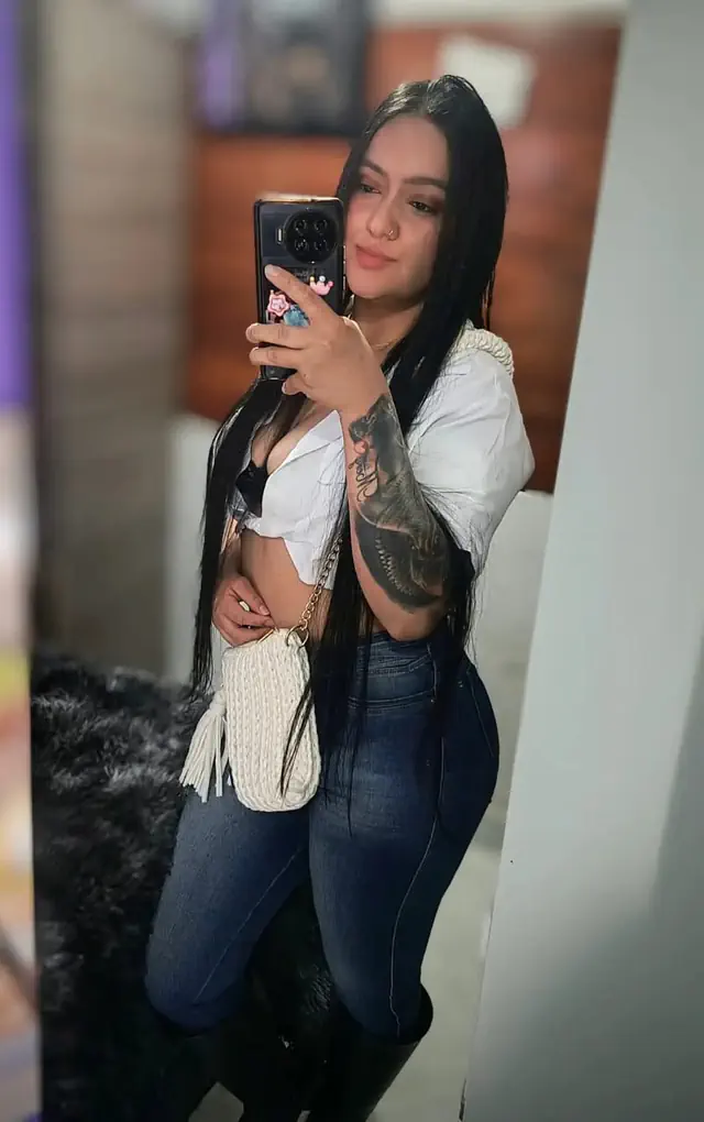escort-media-42982b6c-f134-48bf-96ab-9081353fcc80