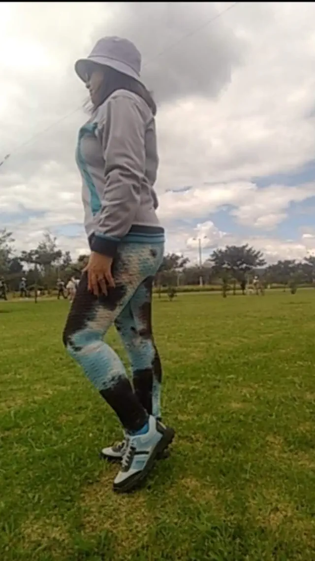 escort-media-42d87950-f4c6-4df9-9ef5-b9e838834fb4