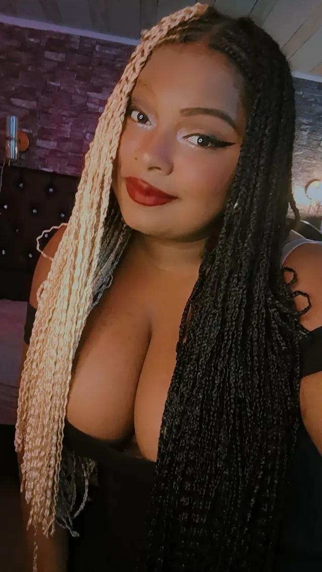 escort-media-4355f65c-8c42-4e07-843f-955332fb6269