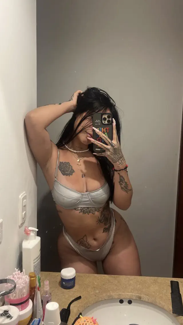 escort-media-438a8c94-67ad-42bb-978a-4cc3b5c9fe5d