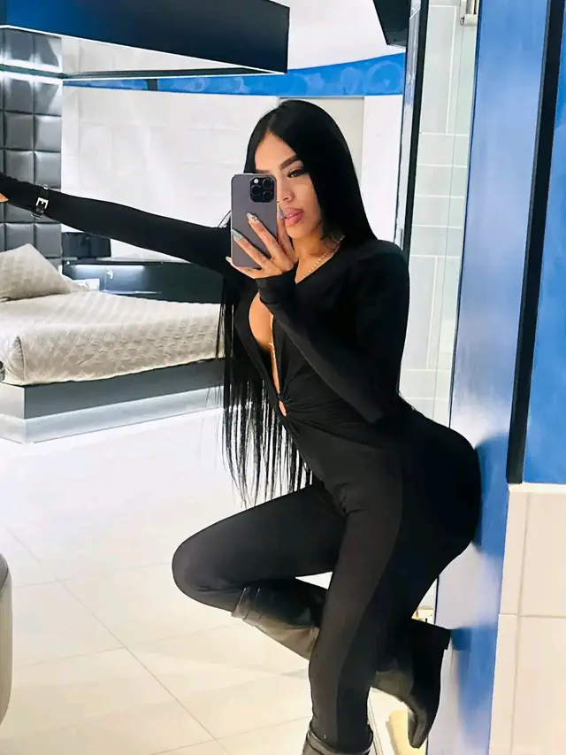 escort-media-44b00240-5d20-4f59-8975-0104e57d24d4