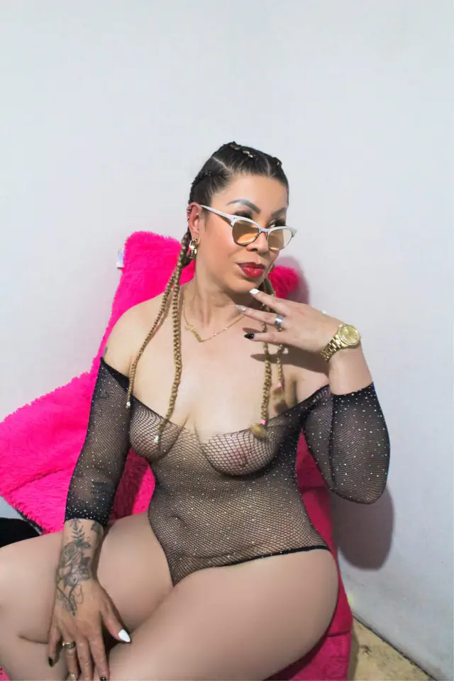 escort-media-45169d94-d476-4f85-b583-552674071fd9