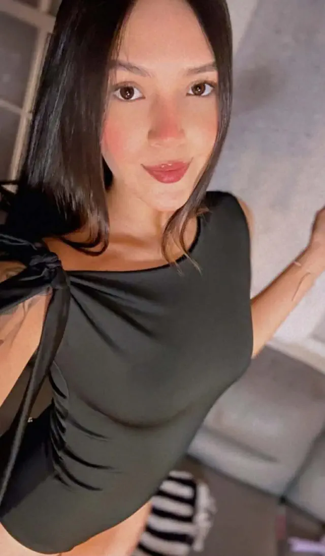 escort-media-45e43ba4-4e60-4470-a50c-d3bbafad4abf