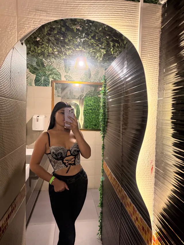 escort-media-4612a2a8-11c8-49b6-8705-40180f0c1e69