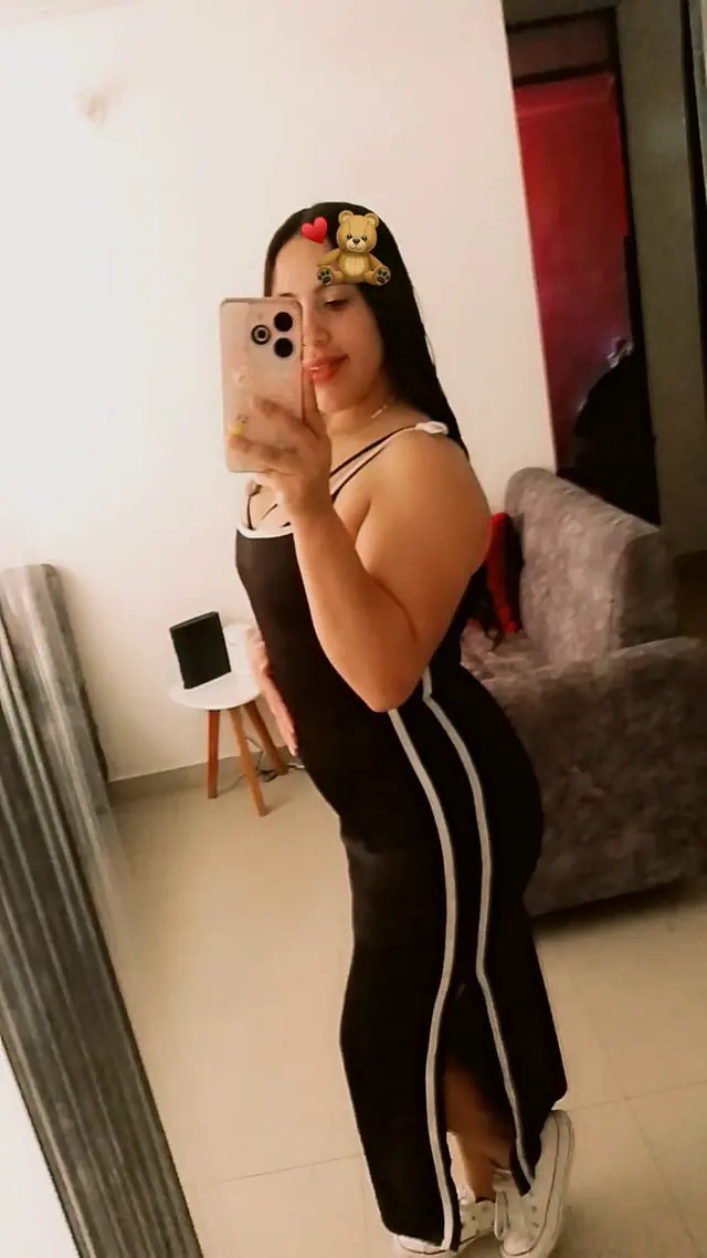 escort-media-461599be-898f-47c2-b650-6ac492b7f224